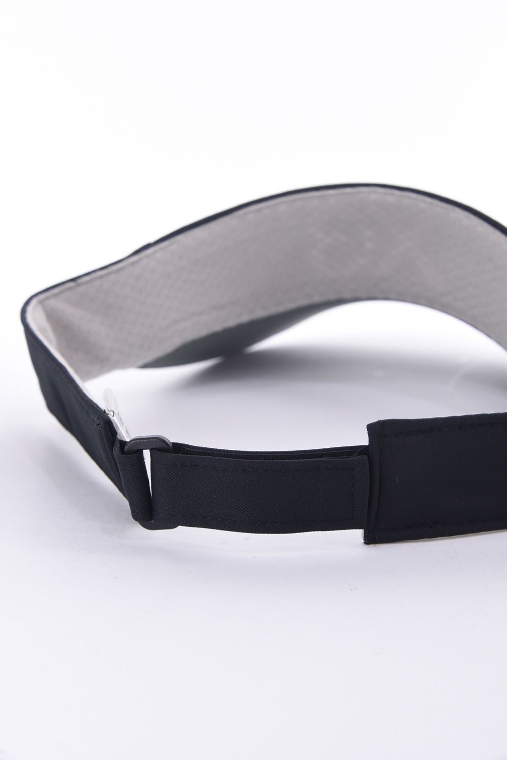 LOGO VISOR / 立体ロゴ刺繍 バイザー (ブラック)