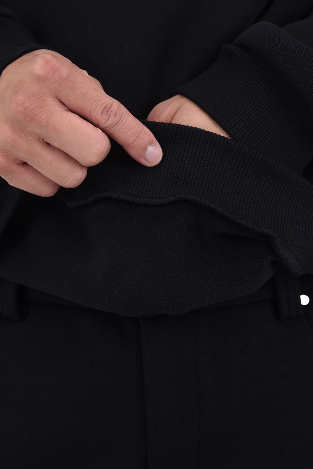 【2025AW】 PULLOVER / 裏フリース スウェット素材 ブランクスカル刺繍 プルオーバー (ブラック)