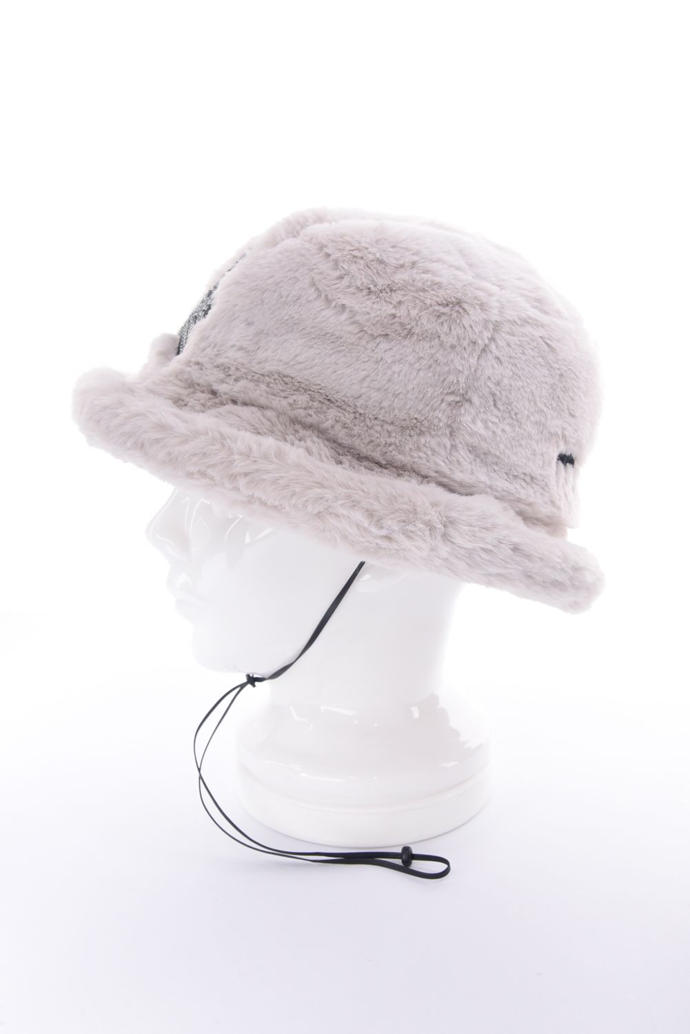 SPECTRA FAUX FUR BUCKET HAT / エコファー ラインストーン スカルワッペン バケットハット (ホワイト)