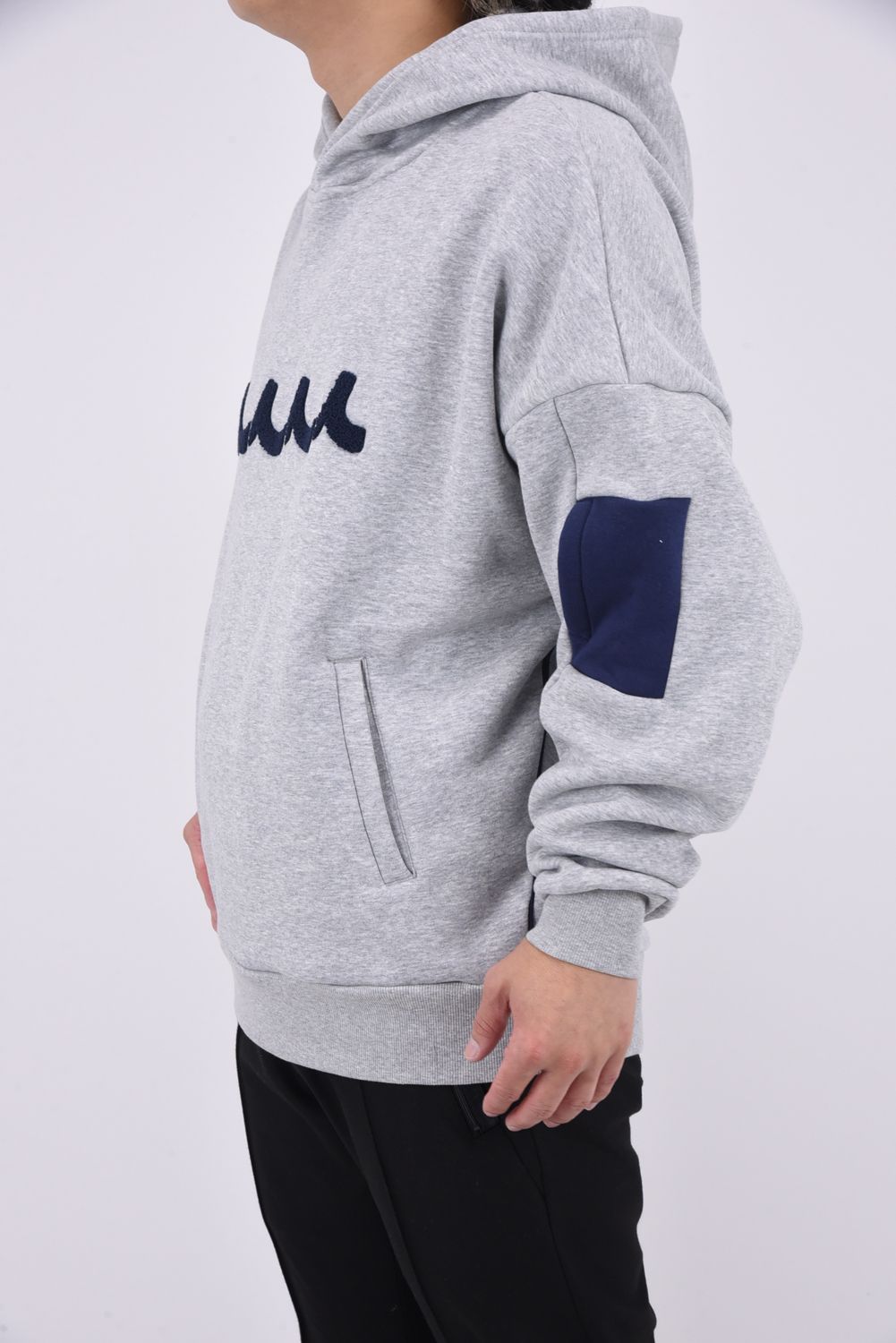 muta - BIG pullover hoodie / BIG プルオーバー パーカー muta - BIG pullover hoodie / BIG プルオーバー パーカー