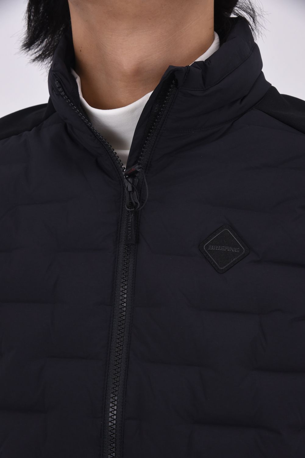 【25AW】 MEN'S HYBRID DOWN VEST / ストレッチタフタ ダイヤモンドロゴ ハイブリッドダウンベスト (ブラック)