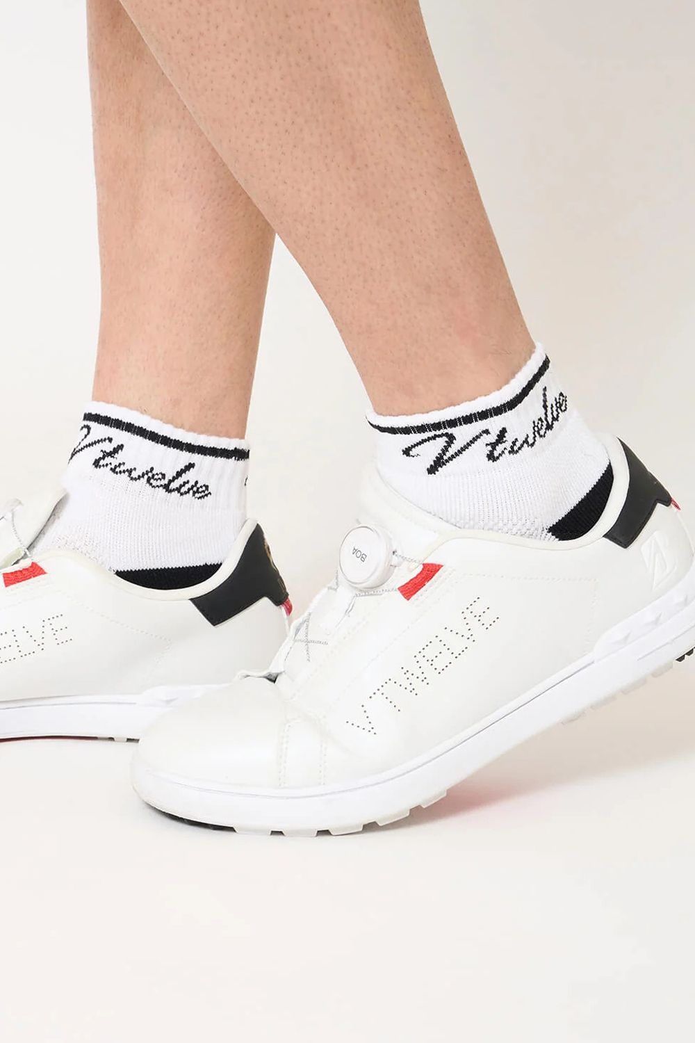 【26AW】 HICKY SOCKS / 筆記体ロゴ ミドルソックス (ホワイト)