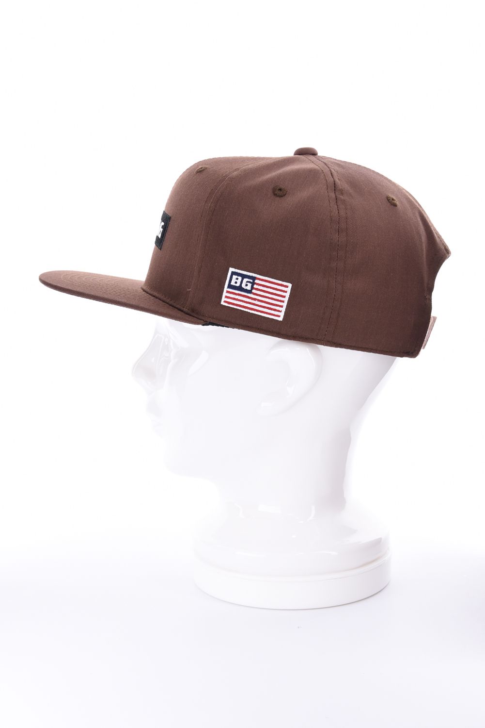 【26AW】 MEN’S BOX LOGO FLAT VISOR CAP / ボックスロゴ刺繍 フラットキャップ (ブラウン)