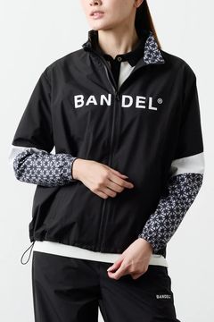 【25AW】【レディース】 SWITCH SLEEVE WIND STOPPER / 異素材切り替え ウィンドストッパージャケット (ブラック)