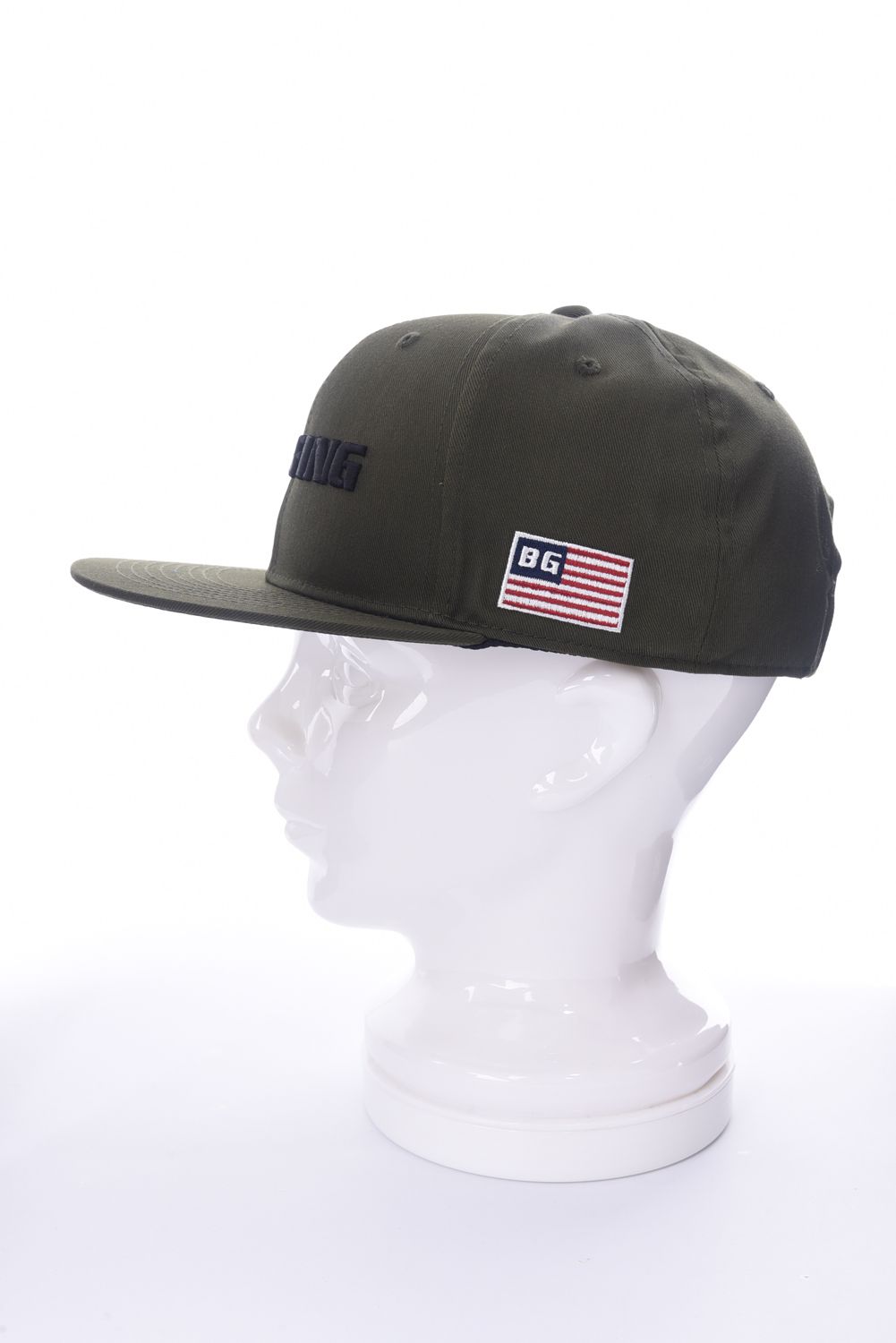MENS BASIC FLAT VISOR CAP / ブランドロゴ ベーシック フラットキャップ オリーブ