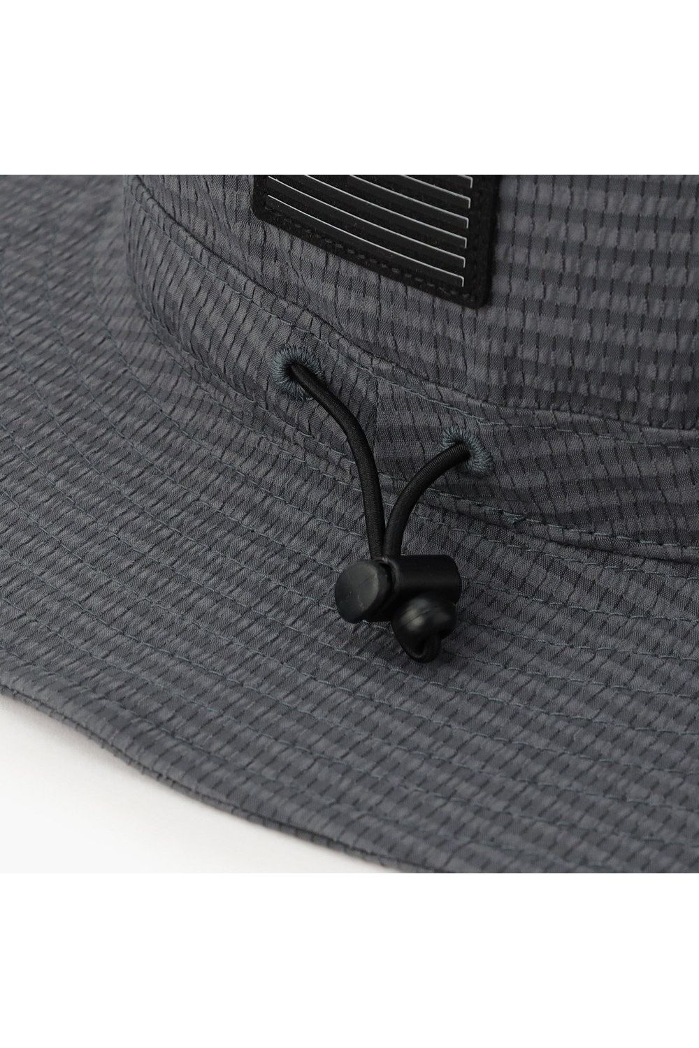 【26SS】 MEN’S SEERSUCKER WIDE HAT / シアサッカー ダイヤモンドロゴ ワイドハット (チャコール)