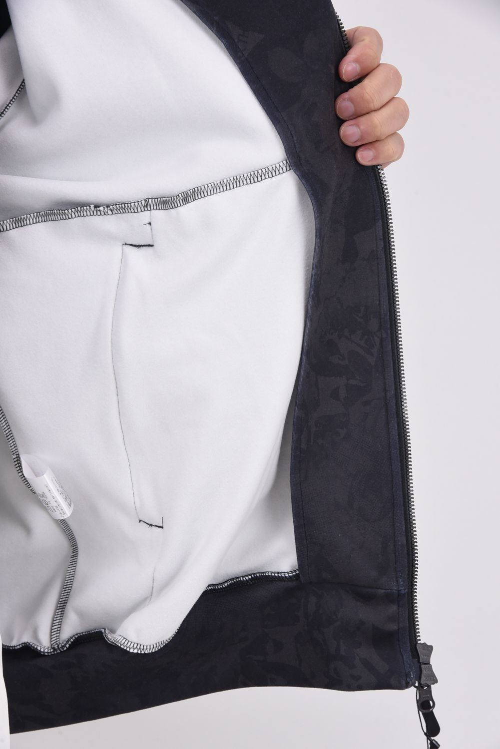 【期間限定ポイント10倍】【25AW】 FLOWER CAMO FULL ZIP HOODIE / フラワーカモ フルジップパーカー (ブラック)