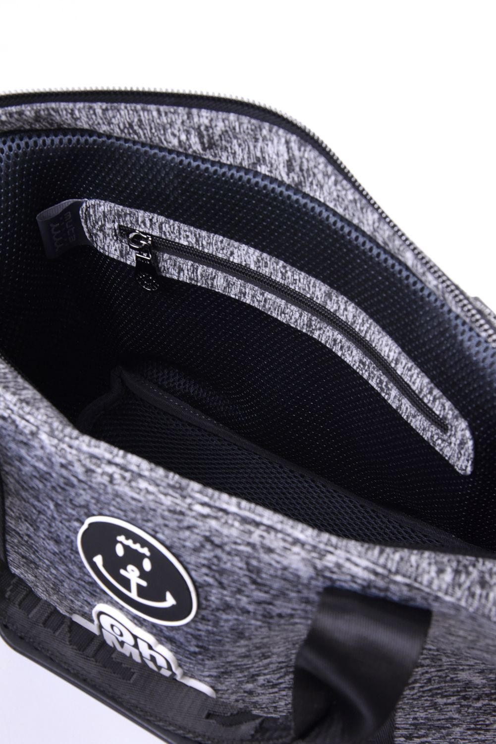 【26AW】 NEOPRENE TOTE BAG / ネオプレーン マルチロゴ トートバッグ (ブラック)