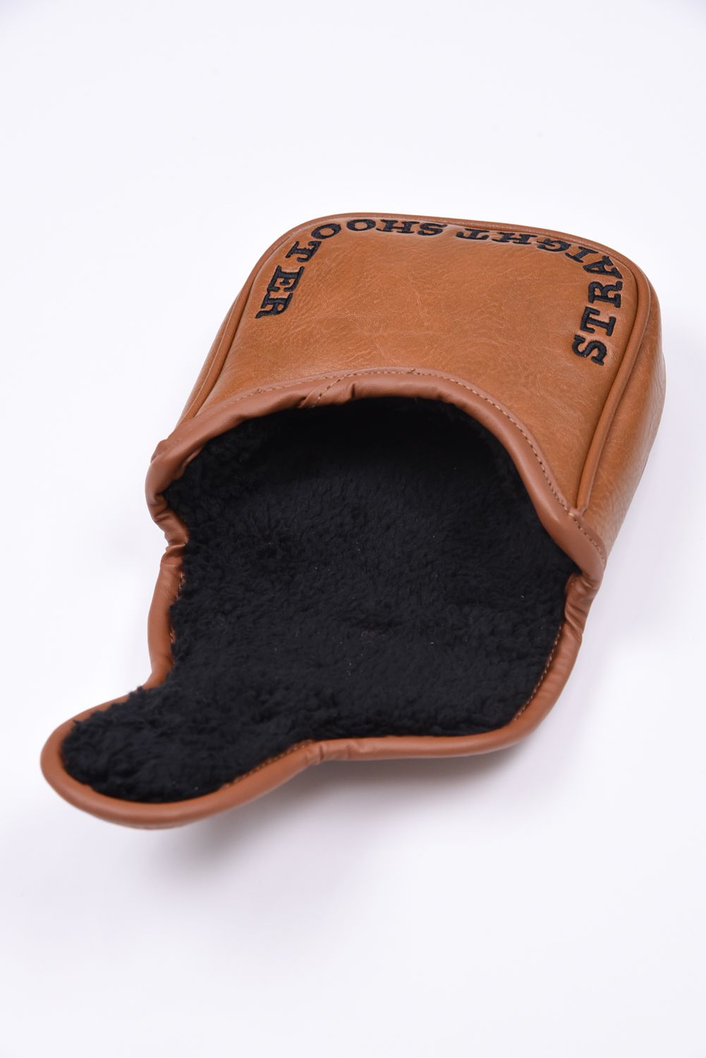 【26AW】 STRAIGHT SHOOTER MALLET COVER / ピストルモチーフ マレットタイプ パターカバー (ブラウン)