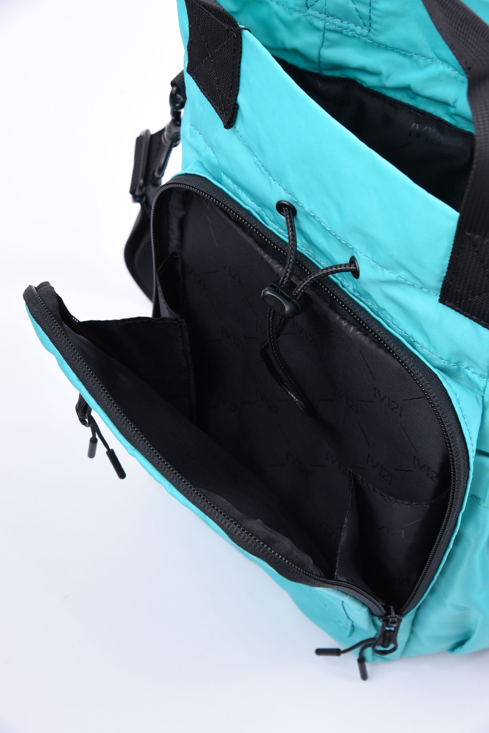 【26AW】 MULTI POCKET BAG / マルチポケット カートバッグ (ターコイズ)