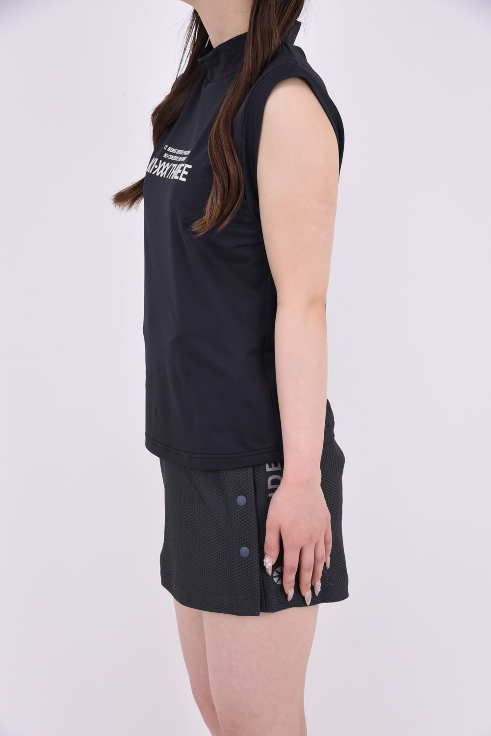 【ポイント10倍】 【26SS】【レディース】 DOT MESH NS MOCK TEE / ドットメッシュ生地 3Dブランドロゴ ノースリーブ モックネックTシャツ (ブラック)