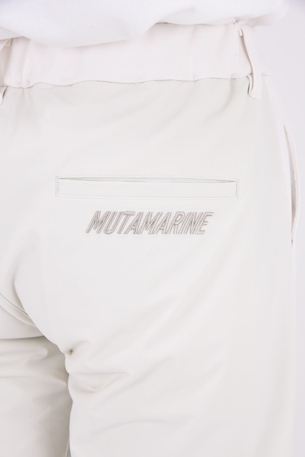 【26AW】 BI-FABRIC TRAINING  PANTS / ダンボールニット 異素材切り替え トレーニングロングパンツ (ホワイト)