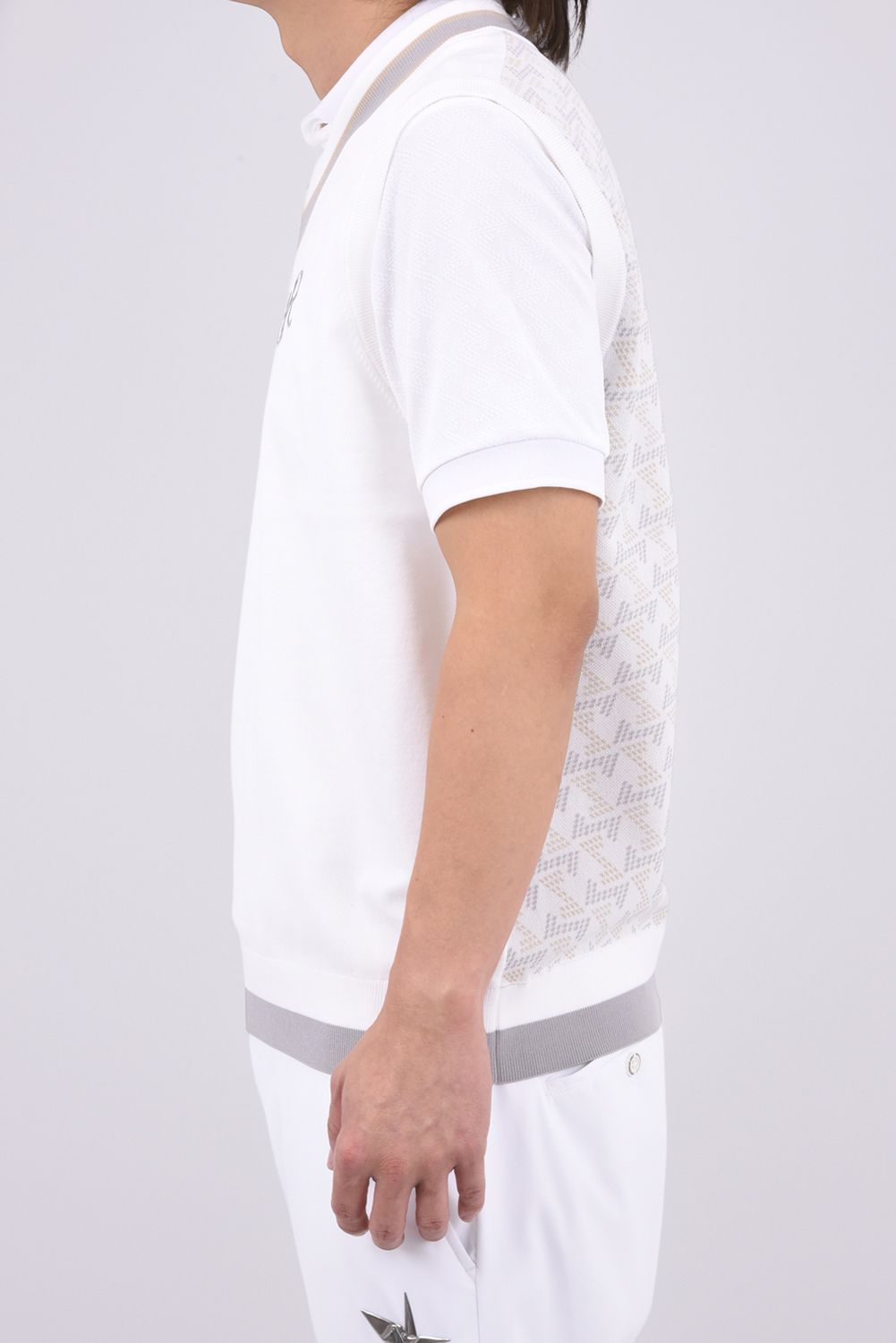 【26AW】 HALF GM V KNIT VEST / バックシャンデザイン Vネック ニットベスト (ホワイト)*