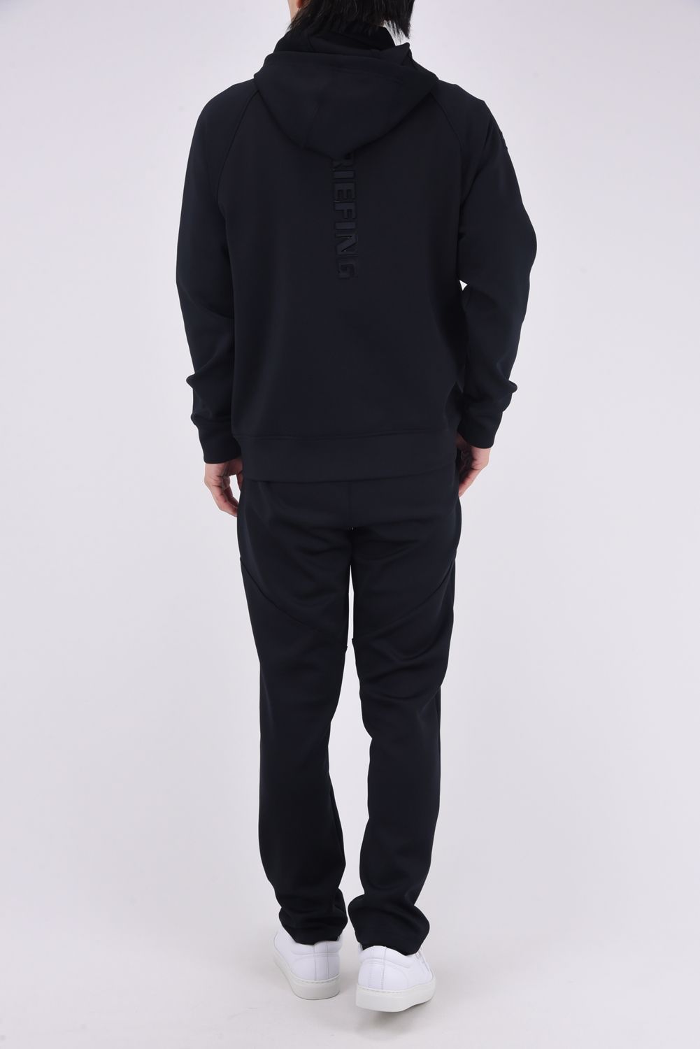 【26SS】 MEN'S 3D LOGO SLIM PANTS / 3Dエンボスロゴ ストレッチジャージ スリムパンツ (ブラック)