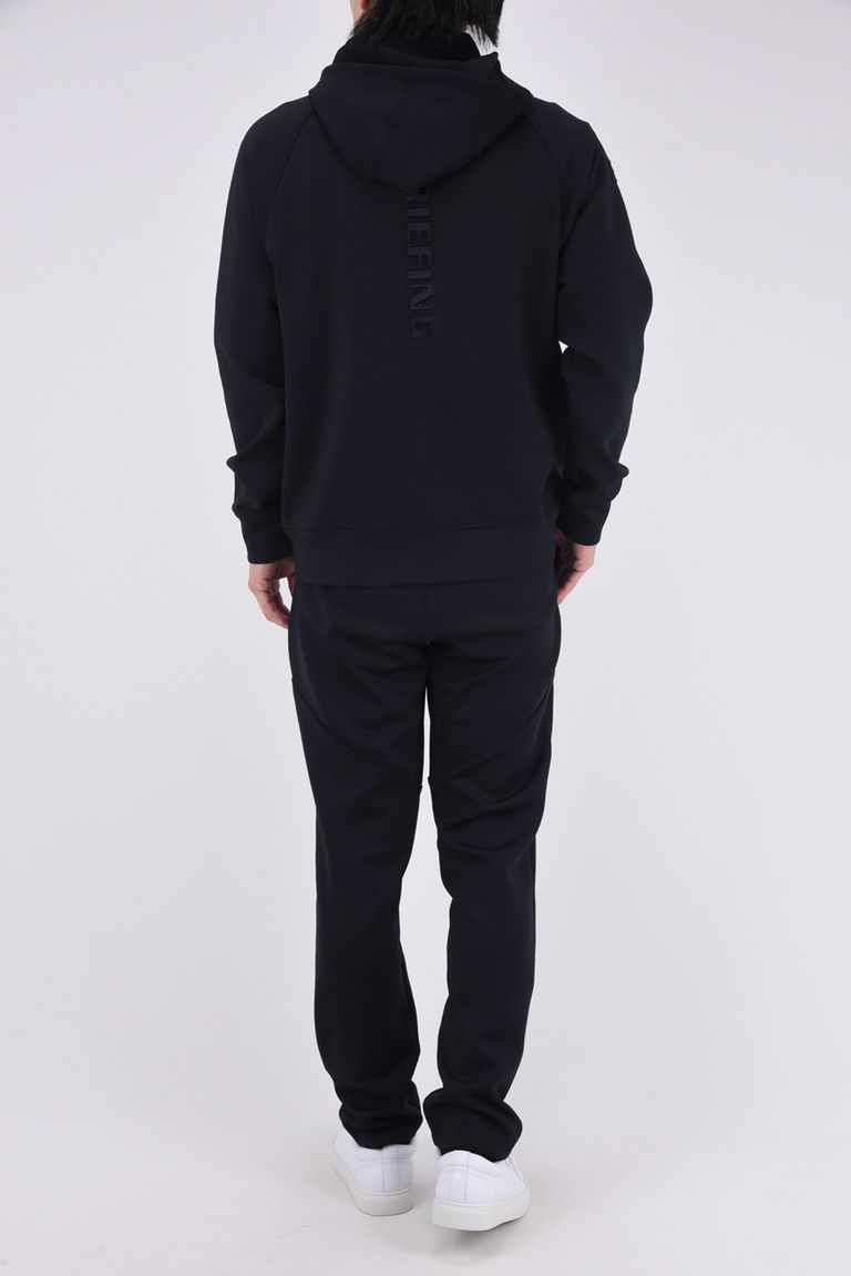 ※パーカーは別売りとなります。