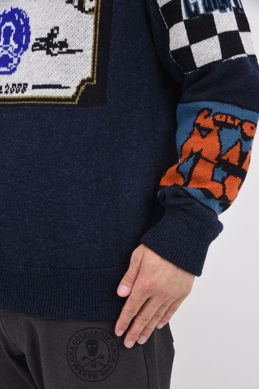 【2024AW 木村拓哉さん着用 VOL.5】 KEITH HI-TEC KNIT / グラフィックロゴパターン 防風ライニングロングスリーブニット (ネイビー)