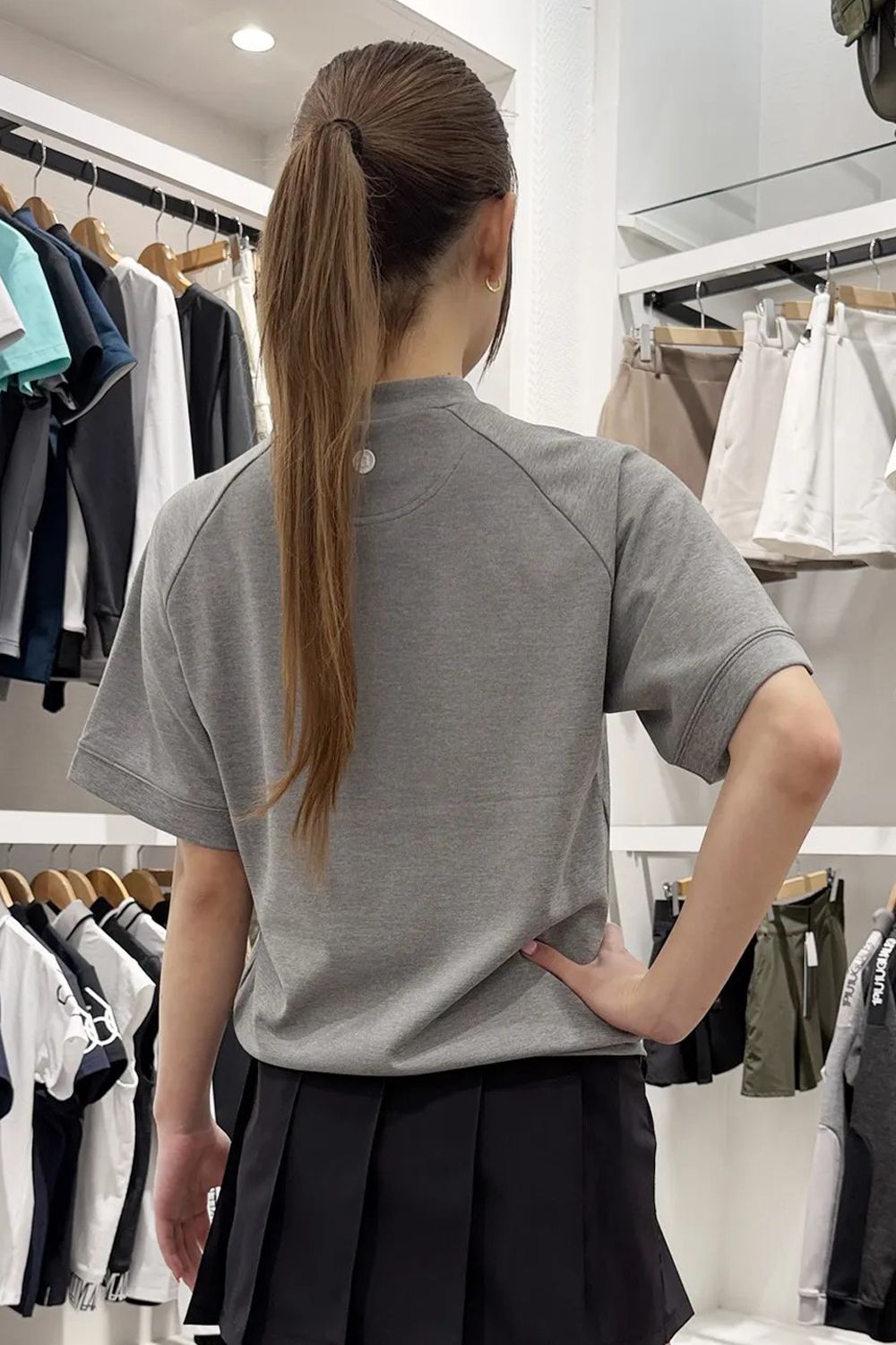 【26SS】【レディース】 WOMEN’S COLLEGE LOGO HIGHNECK / カレッジロゴ リラックスフィット モックネックTシャツ (グレー)