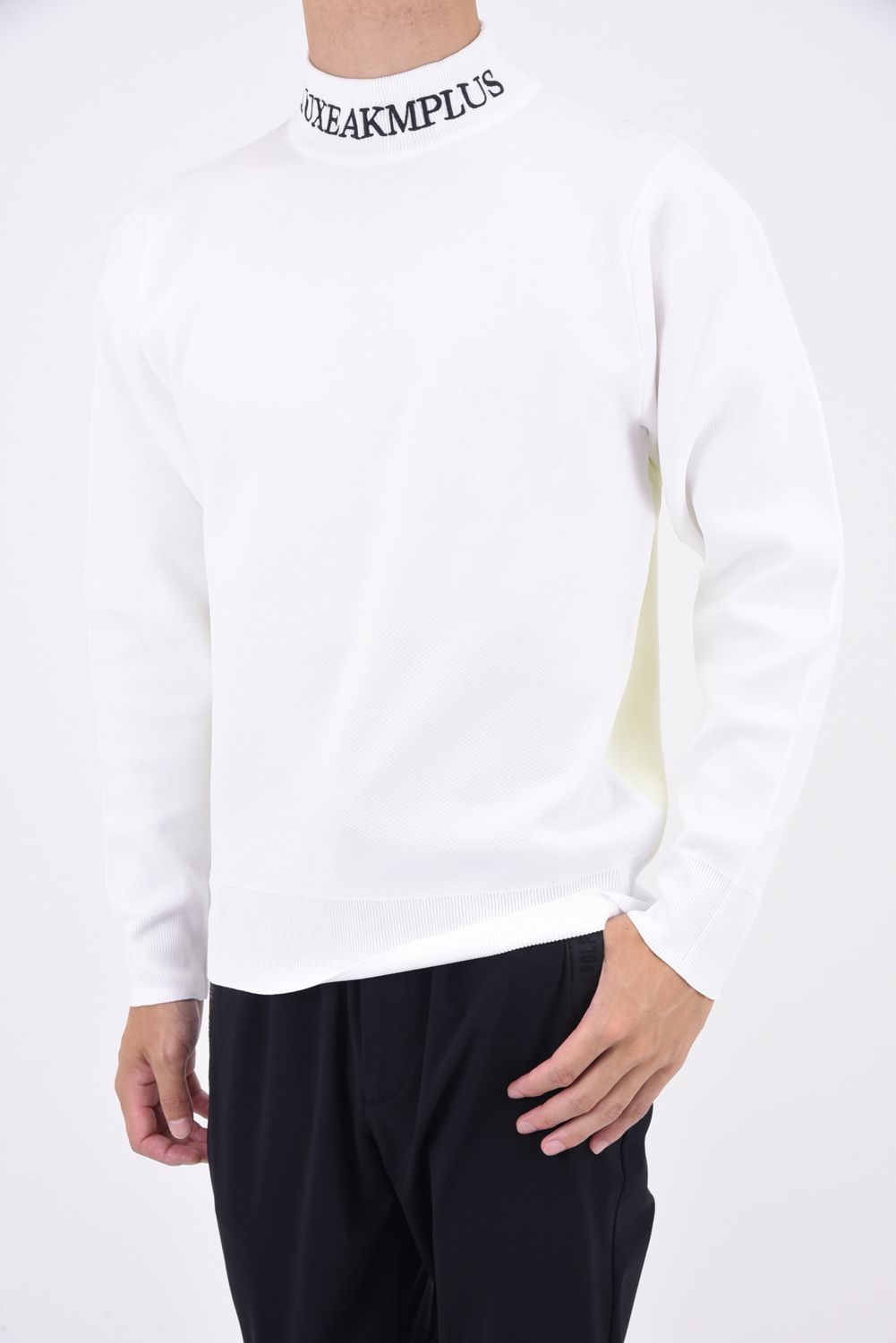 LIGHTWEIGHT LOGO KNIT / ブランドロゴ ライトウエイト ロングスリーブ ハイネック ニット ホワイト
