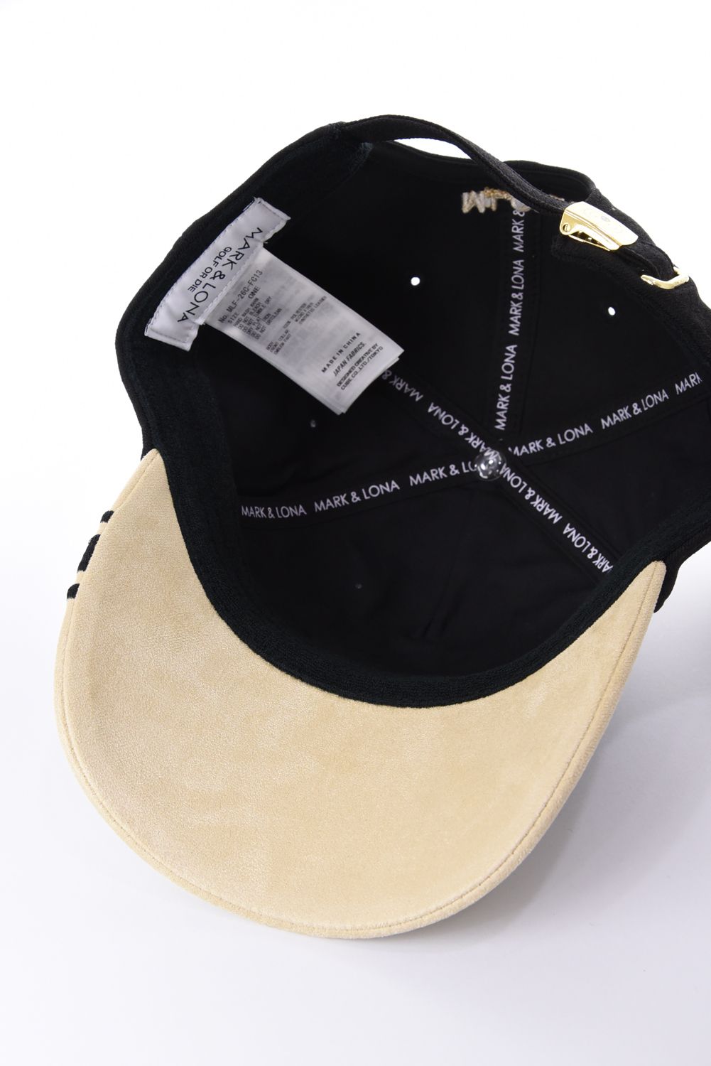 【26AW】 TRIUMPH SUEDE COMBO CAP / チャンピオンシップエンブレム バイカラー異素材 キャップ (ブラック)