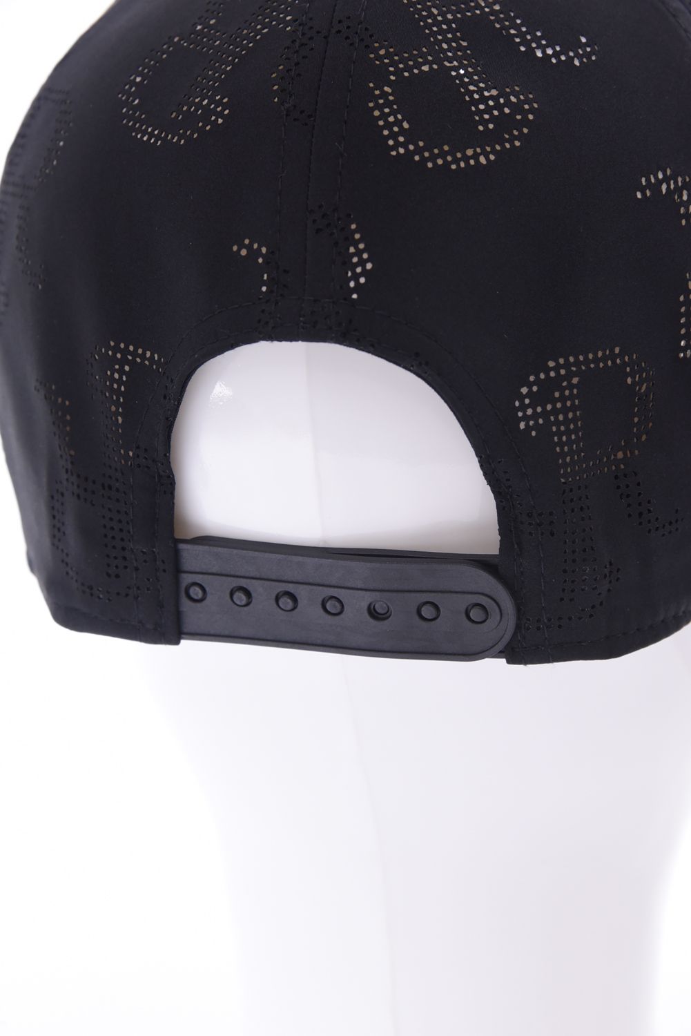 【26SS】 PUNCHING MESH CAP / RRロゴパンチング サングラススリット入り メッシュキャップ (ブラック)