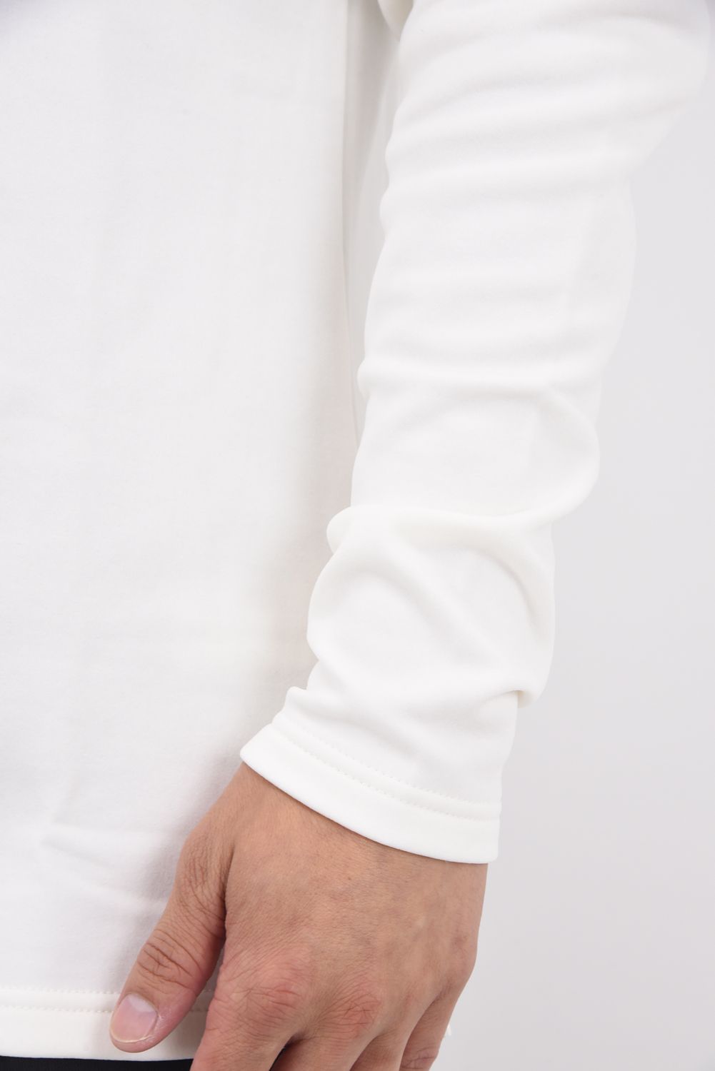 【25AW】 MEN’S WARM LS HIGHNECK / 裏起毛 ブランドロゴ モックネックTシャツ (ホワイト)