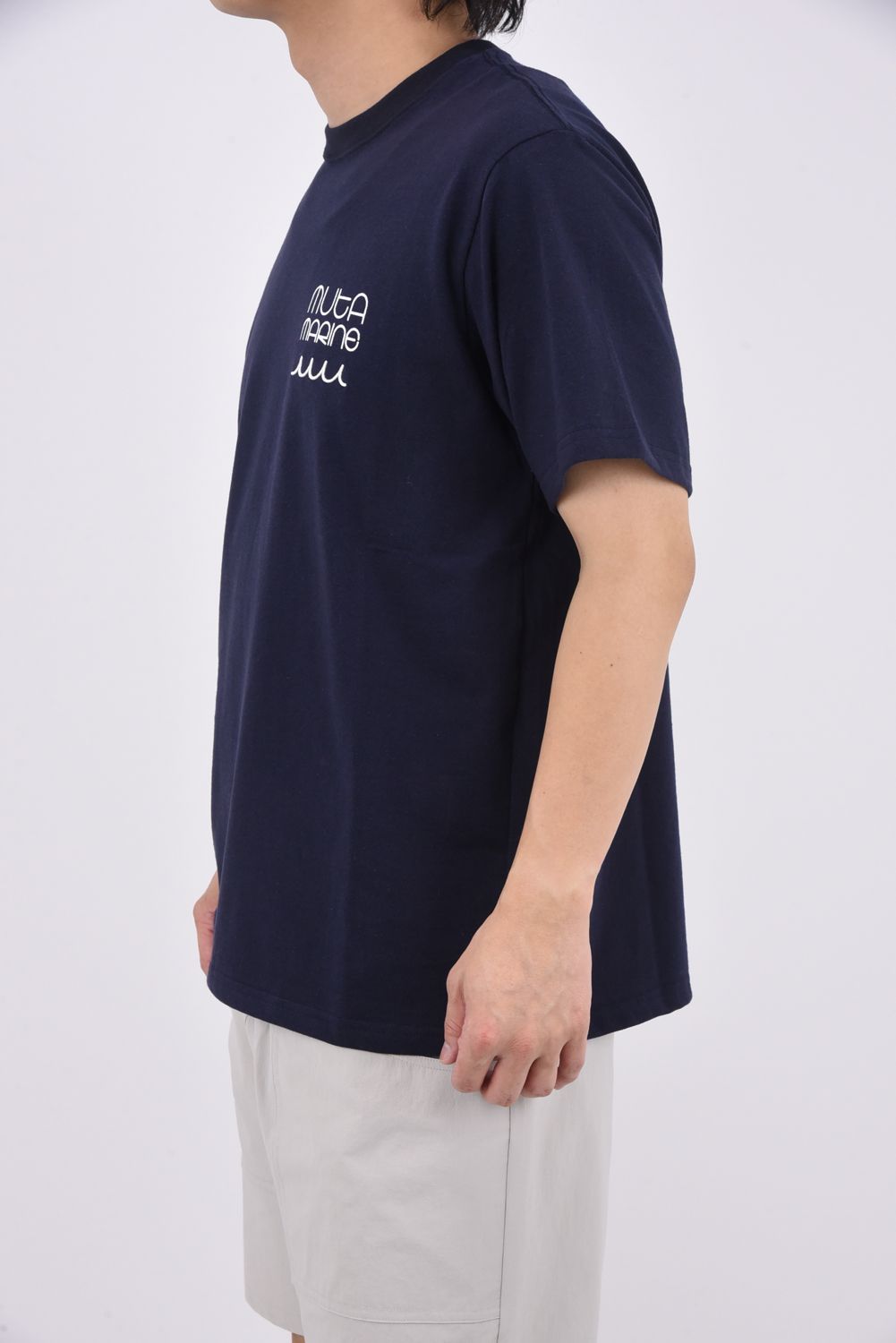 国内発送■mutaGOLF■25SS ロゴプリント クルーネックTシャツ muta - 【25SS】【ストレッチコットン】 LEGENDARY SAILFISH T