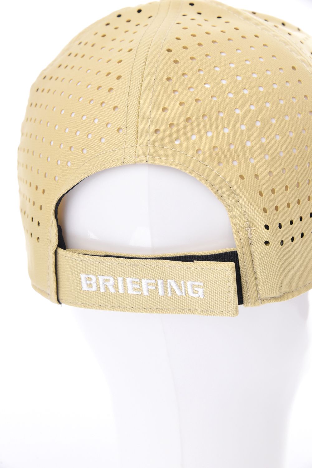 【26SS】 MEN’S PUNCHING MESH INITIAL CAP / イニシャルワッペン パンチングメッシュキャップ (ベージュ)
