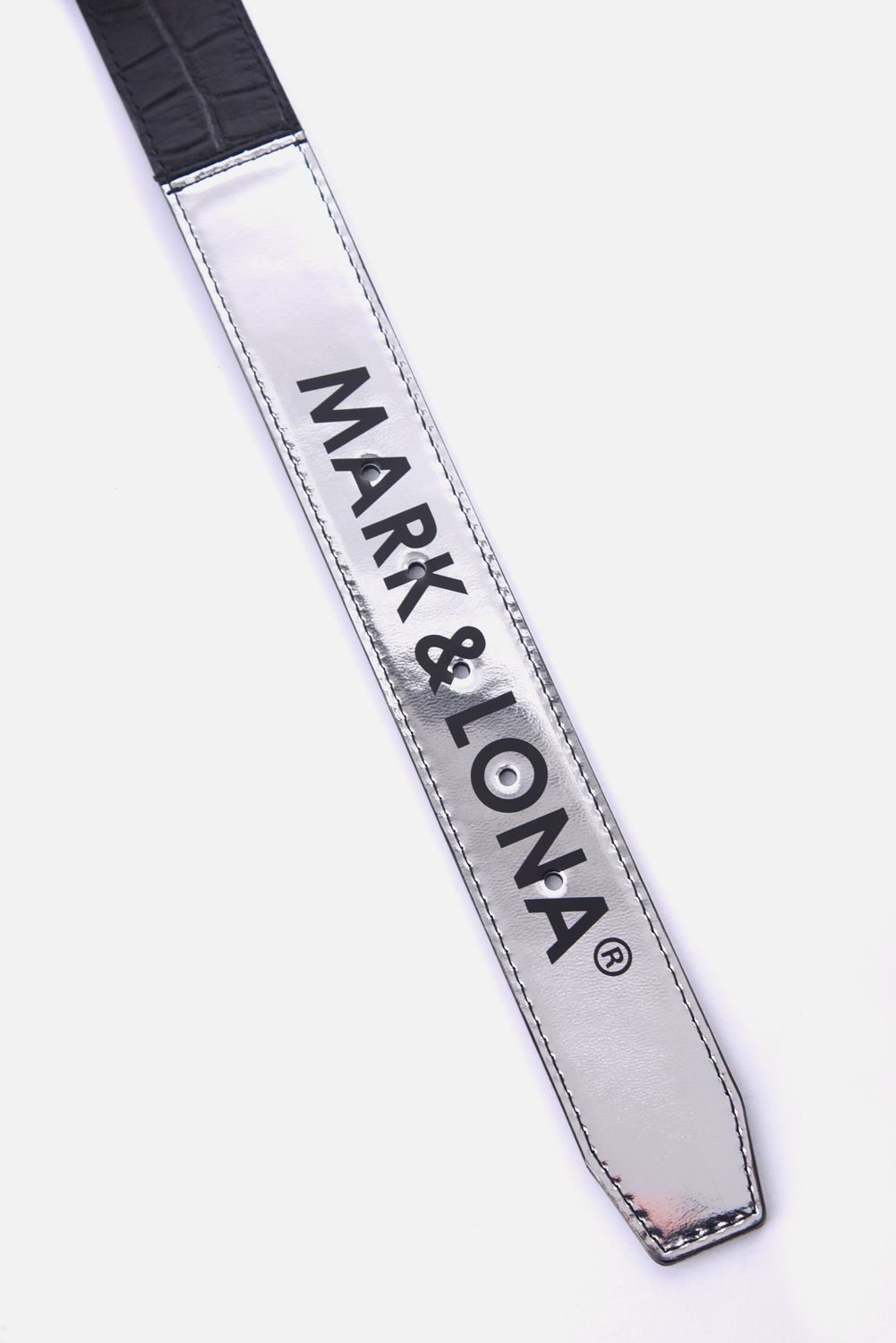 MARK&LONA - 【2023SS 木村拓哉さん着用 VOL.2】 STONEY COMBI LEATHER BELT / 鏡面メタリック加工  コンビネーション バックルベルト (ブラック) | GOSSIP GOLF