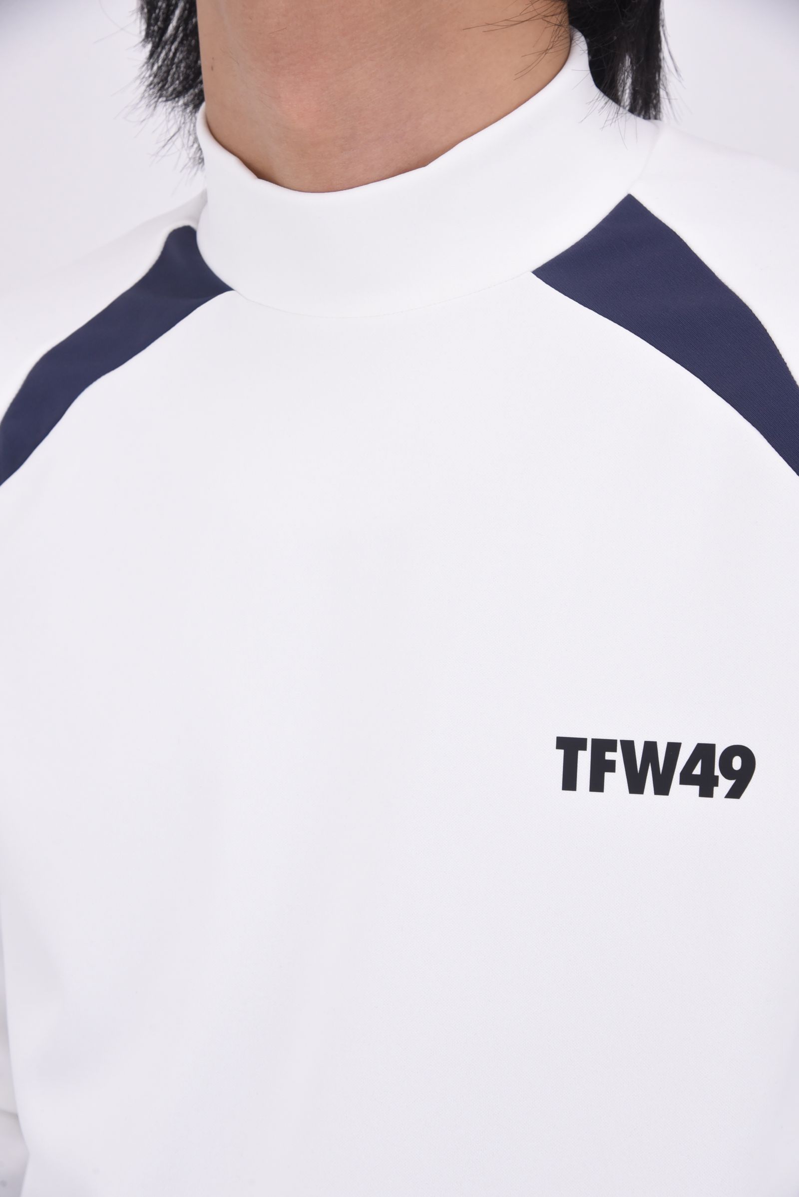 【25AW】 SIDE PANEL LONG SLEEVE MOCKNECK / サイドパネル モックネック ロングスリーブTシャツ (ホワイト)