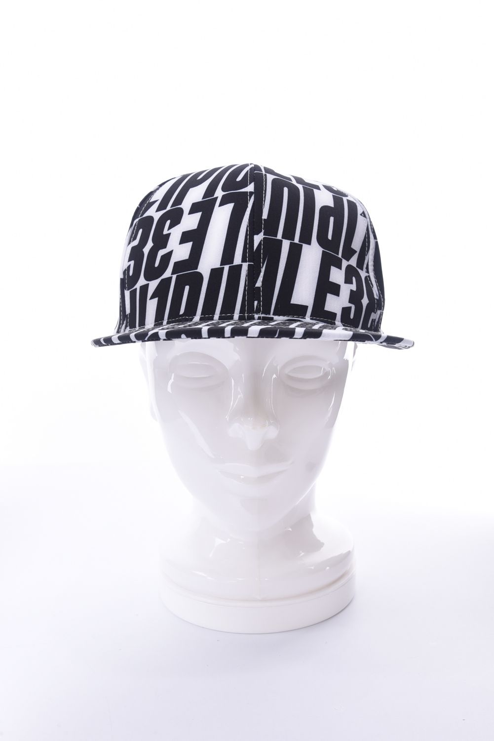 6 PANEL / 総柄ロゴ 6パネル フラットキャップ ホワイト