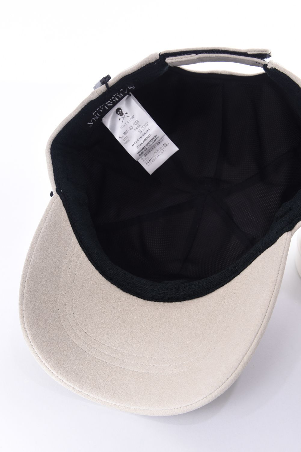 TRIANGLE EMBLEM CAP / トライアングル エンブレム ベースボールキャップ (ベージュ)