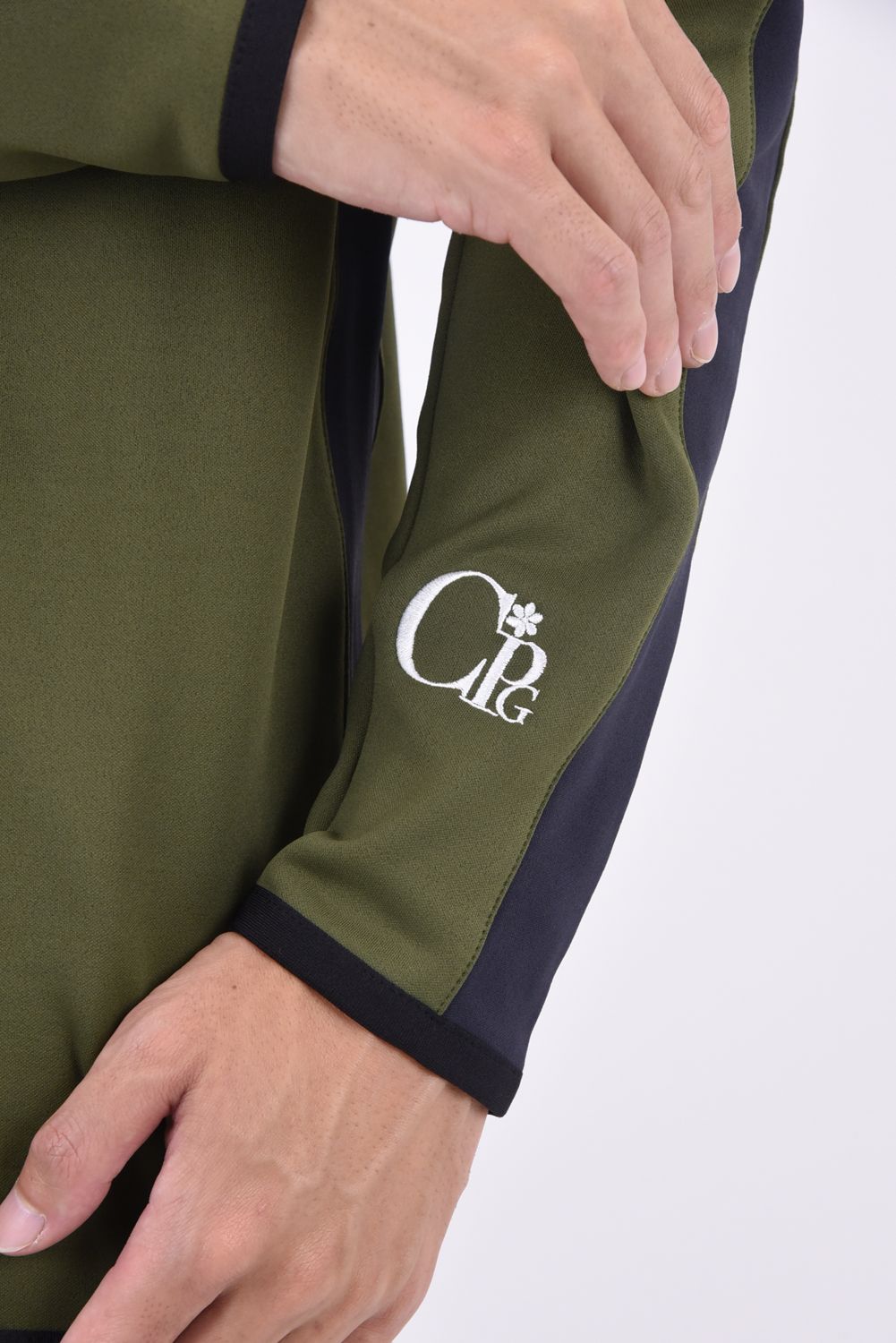 サイズ：3 CPG GOLF シーピージーゴルフ  タートルネックTシャツ  カーキ系 [240101417094] ゴルフウェア メンズ ストスト CPG GOLF - LONG SLEEVE TURTLENECK SHIRT / サイドライン