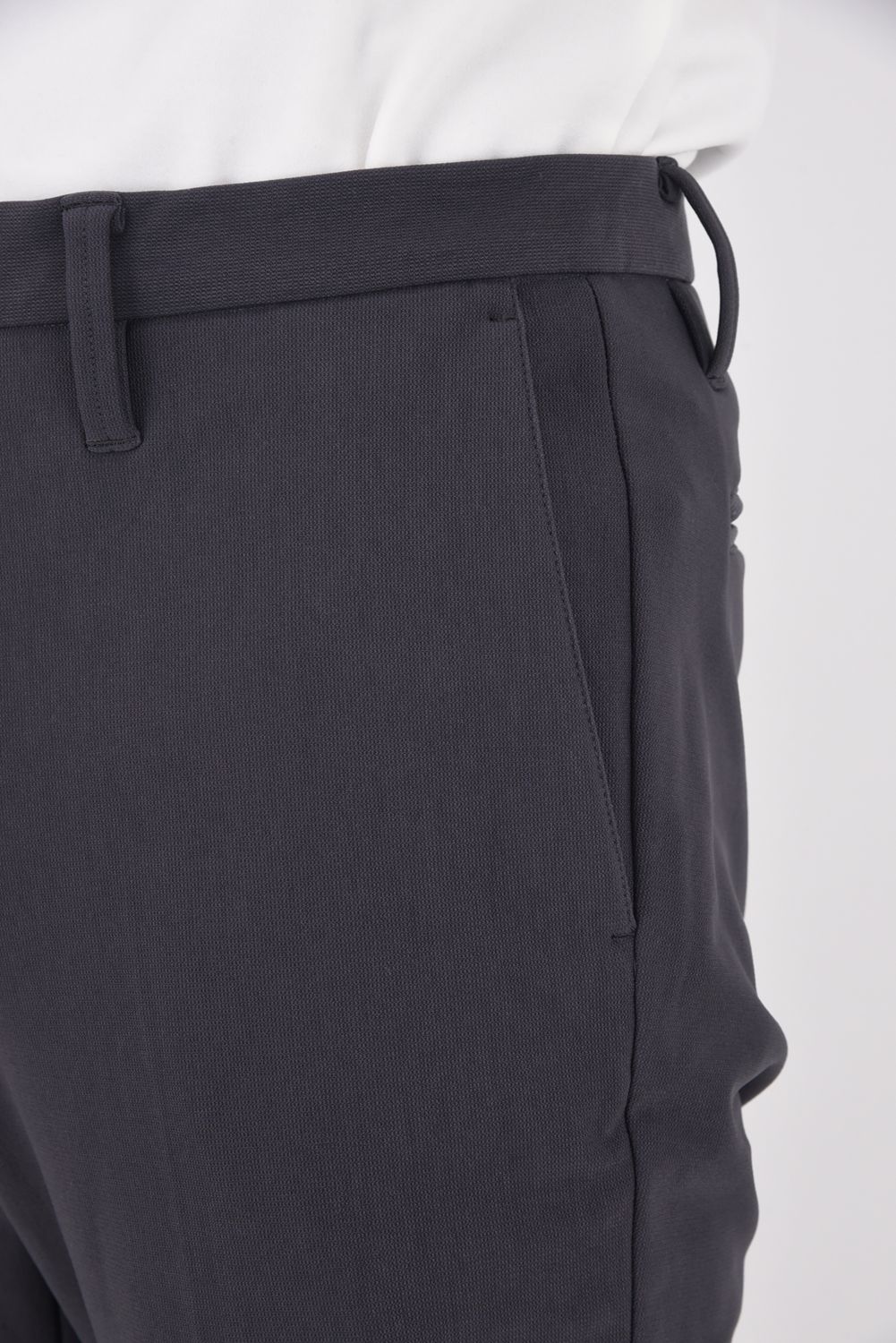 【25AW】 MEN'S WARM BASIC PANTS / ストレッチ ベーシックロングパンツ (チャコール)