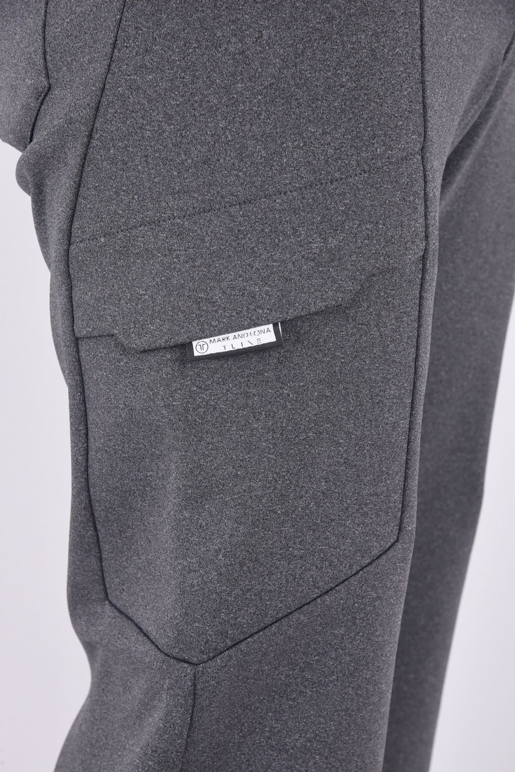 【26SS】【T-LINE】 CONTOUR FLEX CARGO JOGGER / モノトーン ポリエステルトリコット カーゴライクジョガーパンツ (グレー)