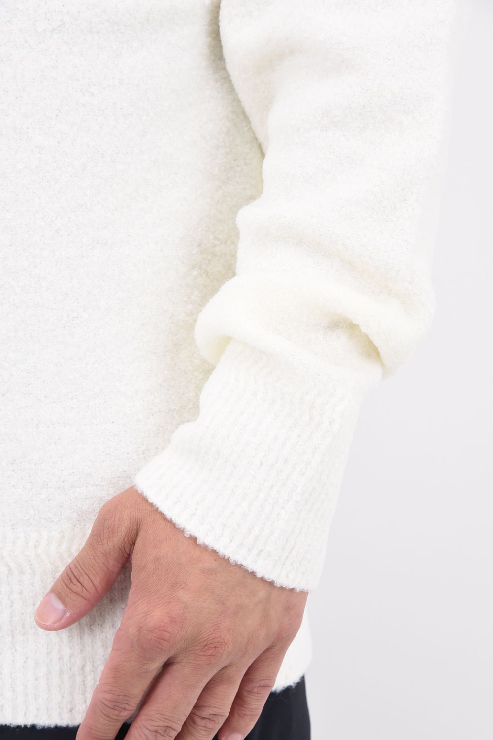 【25AW】MEN'S MS BOUCLE YARN TURTLENECK KNIT / ブークレヤーン タートルネックニット (ホワイト)
