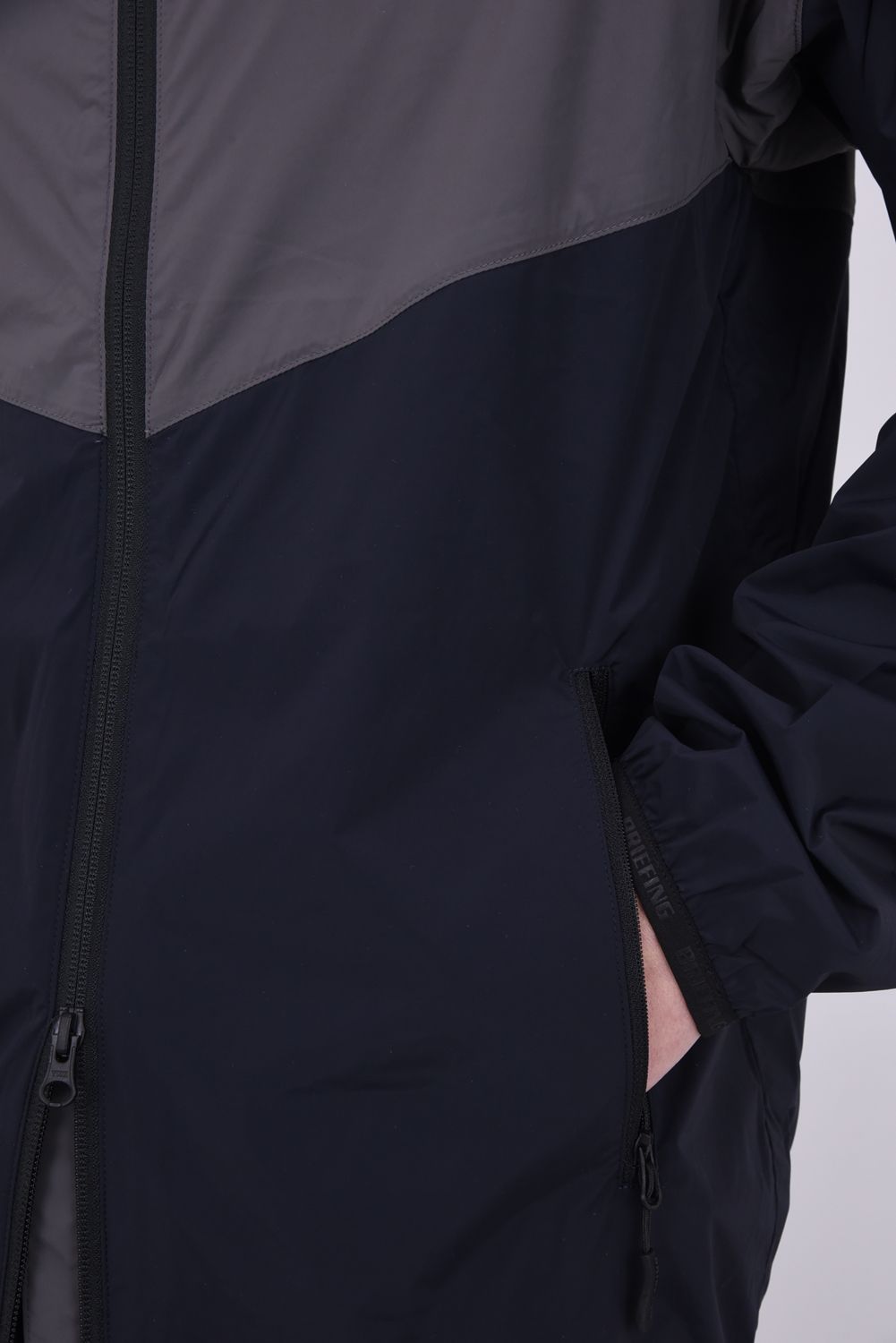 【11日11:59まで20%OFF】【26SS】 MEN'S BI-COLOR WIND BLOUSON / バイカラー スタンドカラーブルゾン (ブラック)