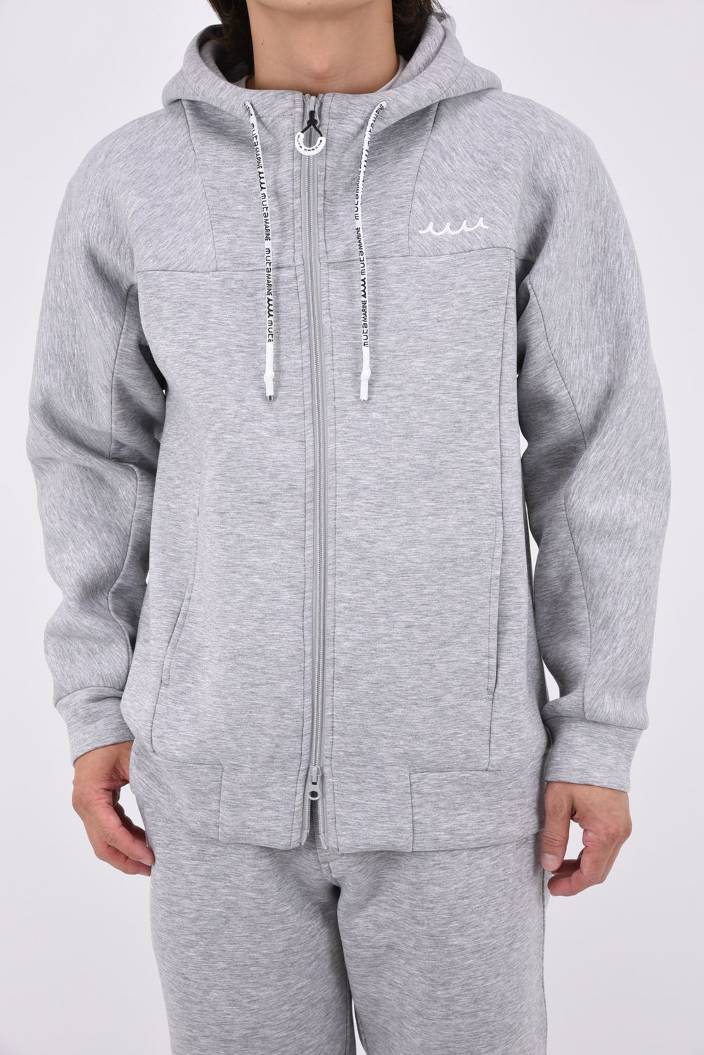 【26AW】 BONDING ZIP PARKA / ボンディング素材 BIGバックロゴ ジップアップパーカー (グレー)