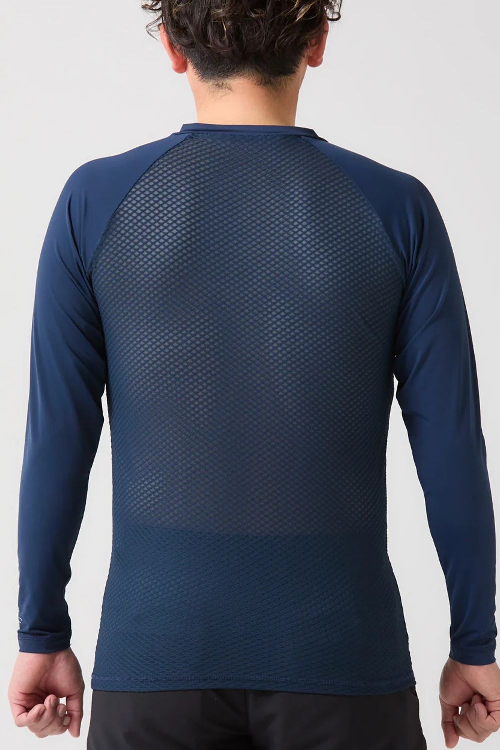 【返品・交換不可】 ICE MESH VNECK / Vネック メッシュ 機能性冷感インナー (ネイビー) (ユニセックス)