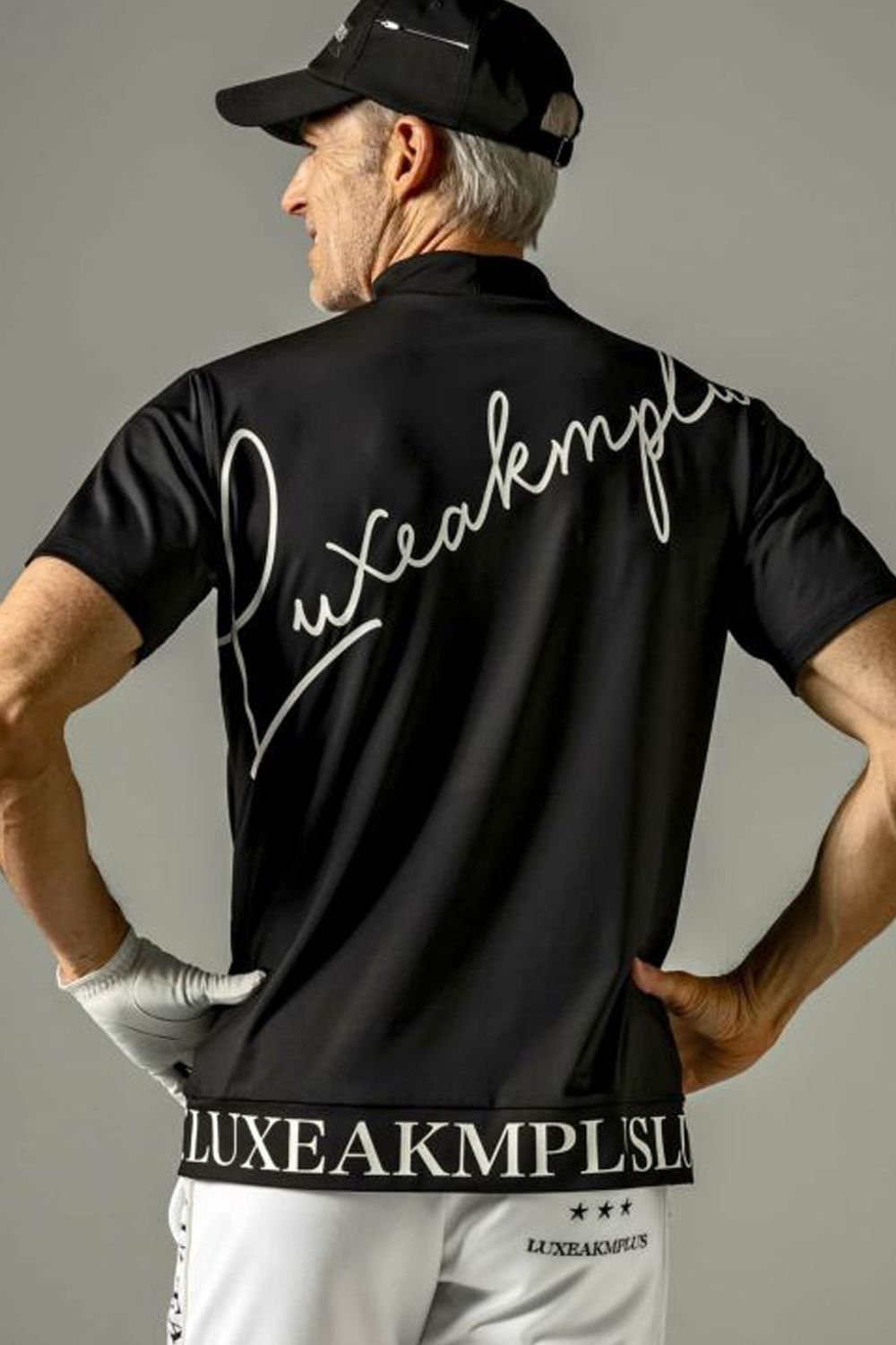 HANDWRITTEN LOGO MOCK NECK T-SHIRTS / カーシヴロゴ 半袖モックネック Tシャツ (ブラック)