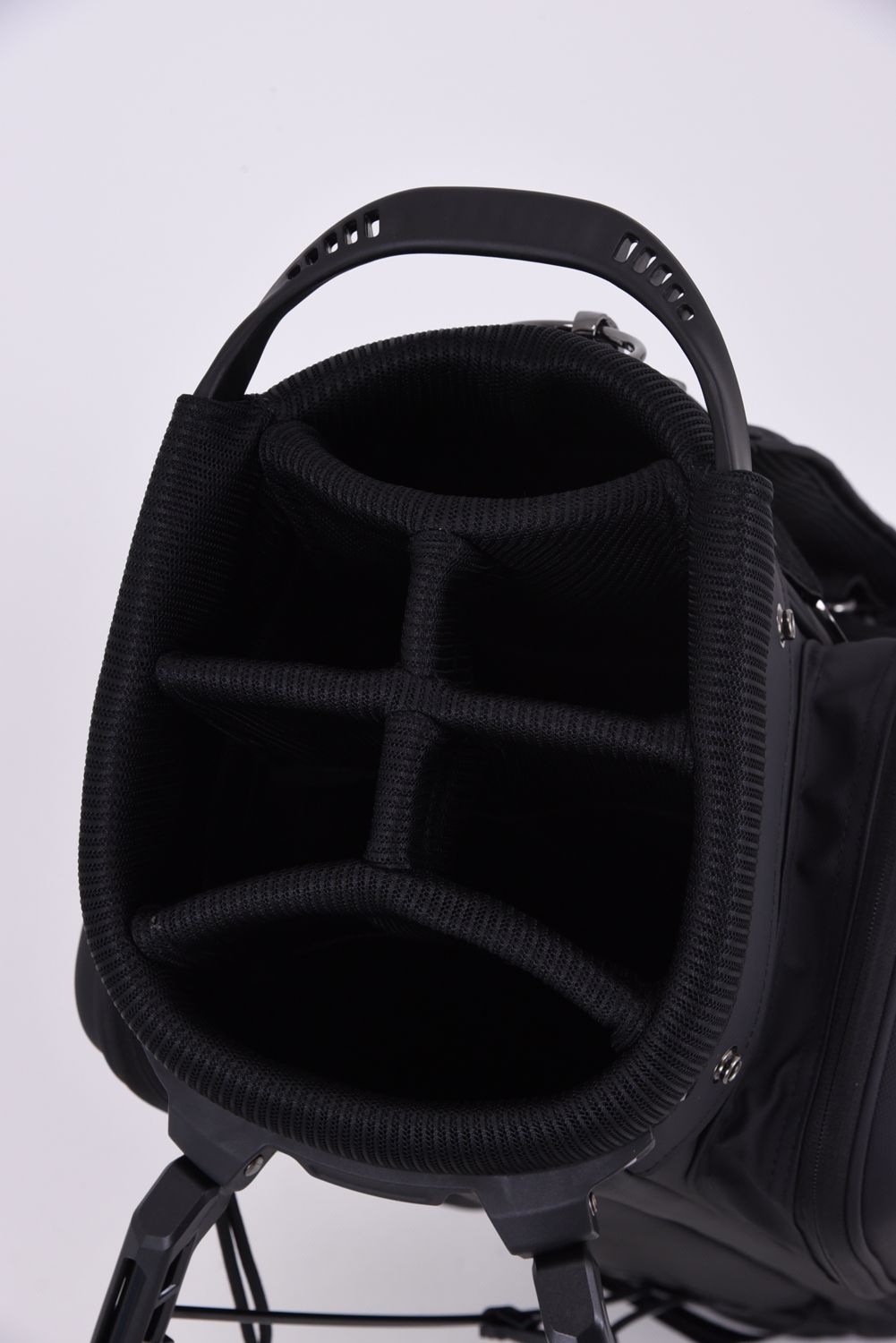 【26AW】 PIONEER TOWN Deep Side Pocket CADDIE BAG / ワントーンカラーロゴアソート スタンドタイプ キャディバッグ (ブラック)