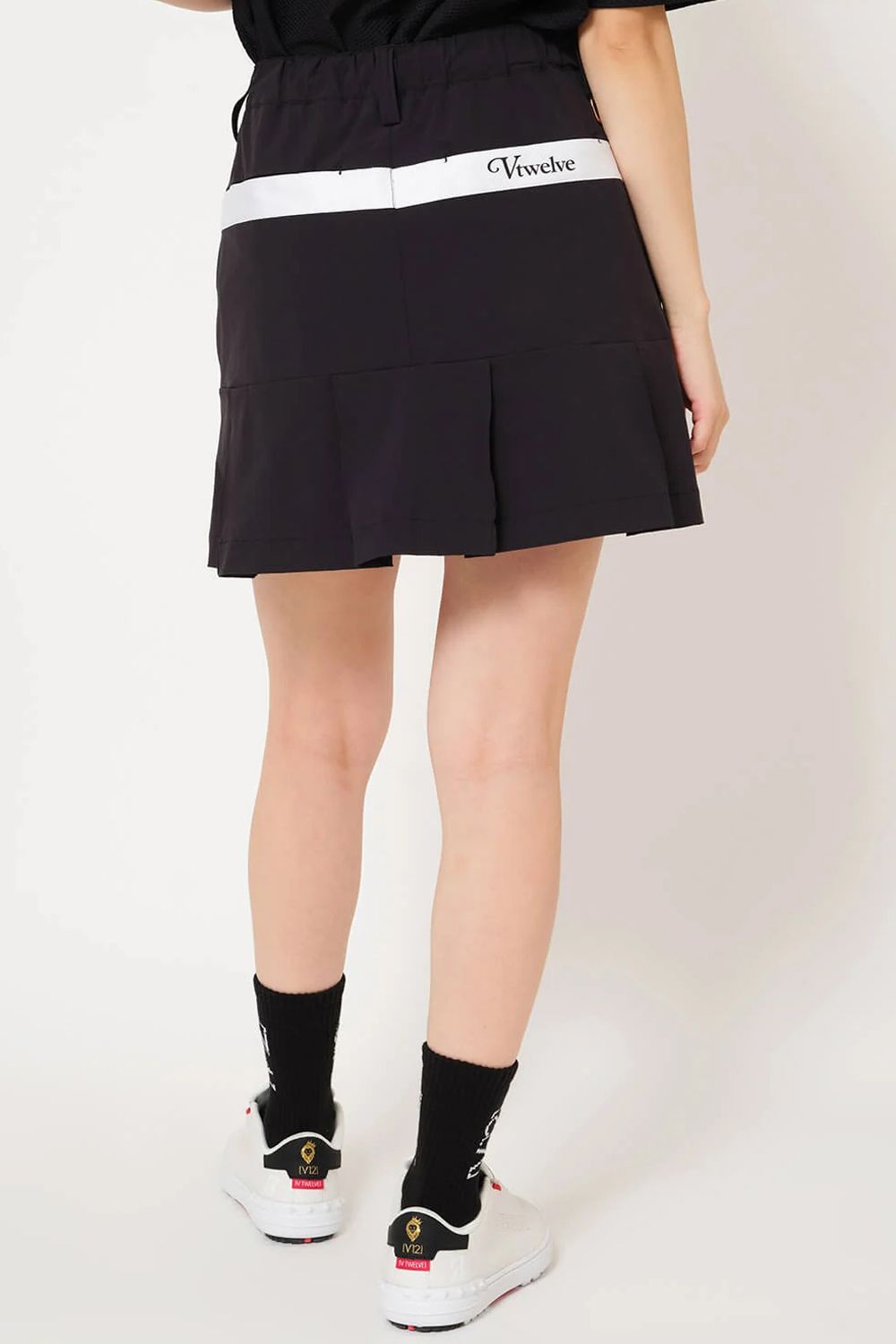 【26SS】【レディース】 OZ SKIRT / ストレッチナイロン バックロゴライン スカート (インナーパンツ一体型) (ブラック)