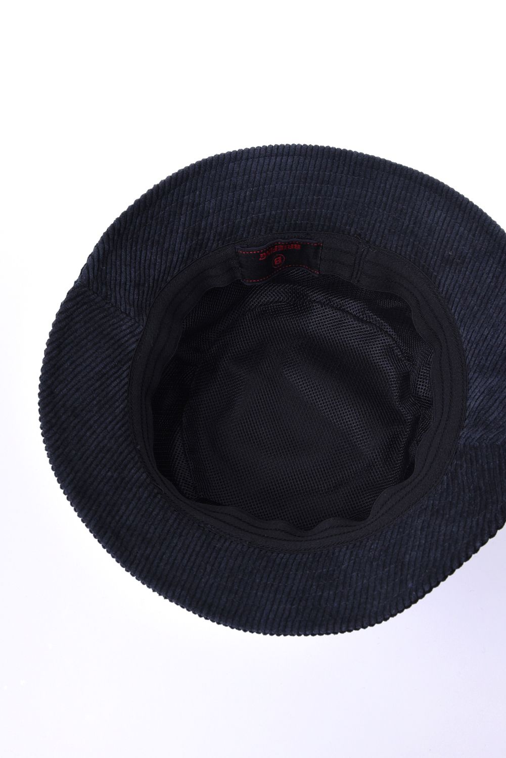 【26AW】 MEN’S CORDUROY OVAL HAT / コーデュロイ生地 オーバルロゴワッペン ハット (ブラック)