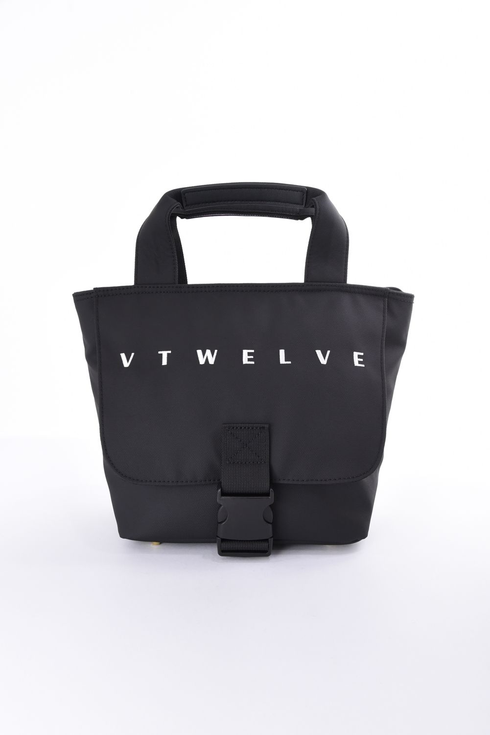 【26AW】 FLAP CART BAG / フロントフラップ ブランドロゴ カートバッグ (ブラック)