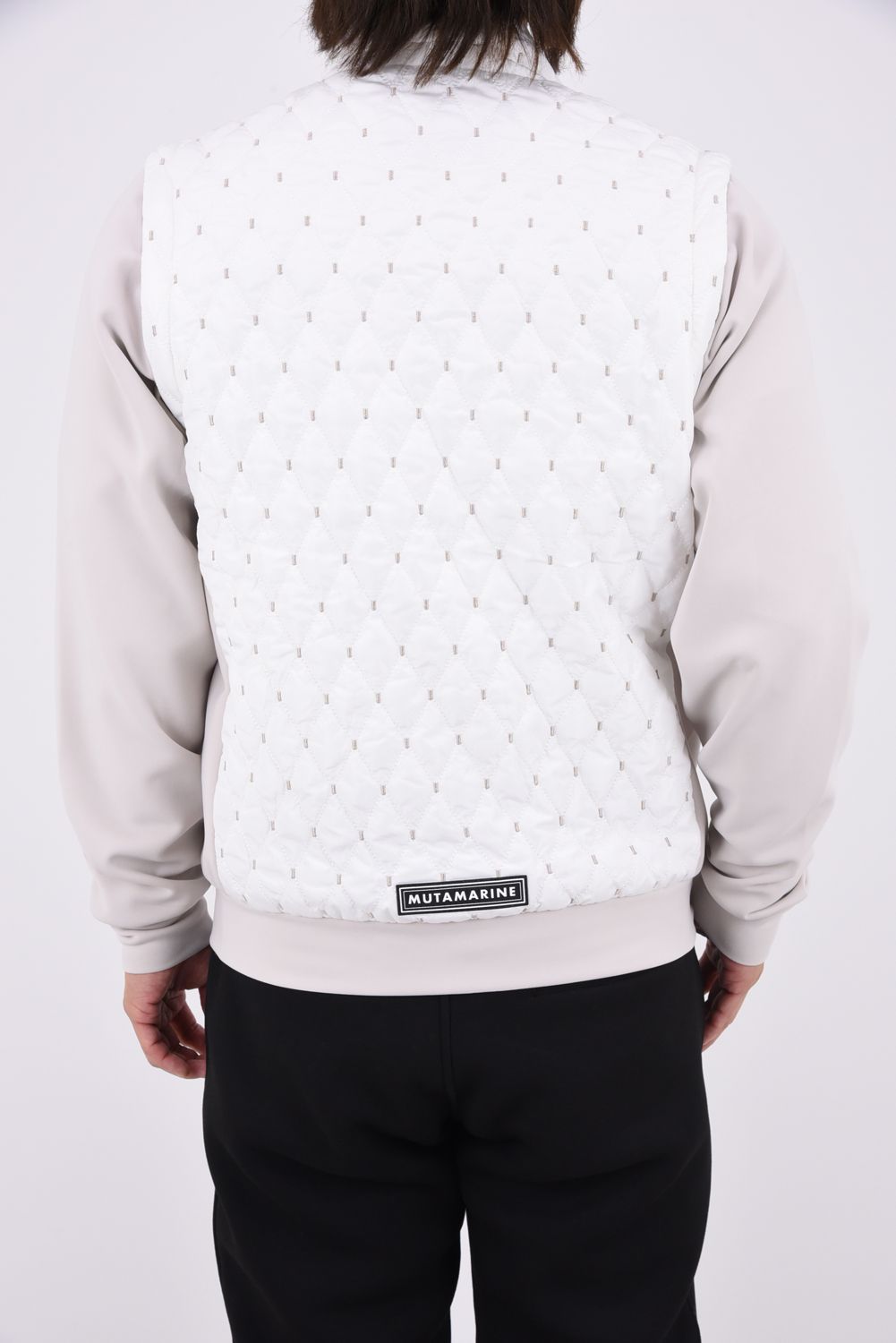 【26AW】 BLOUSON / ダイヤキルティング スリーブデタッチャブル 2WAYブルゾン&ベスト (ホワイト)