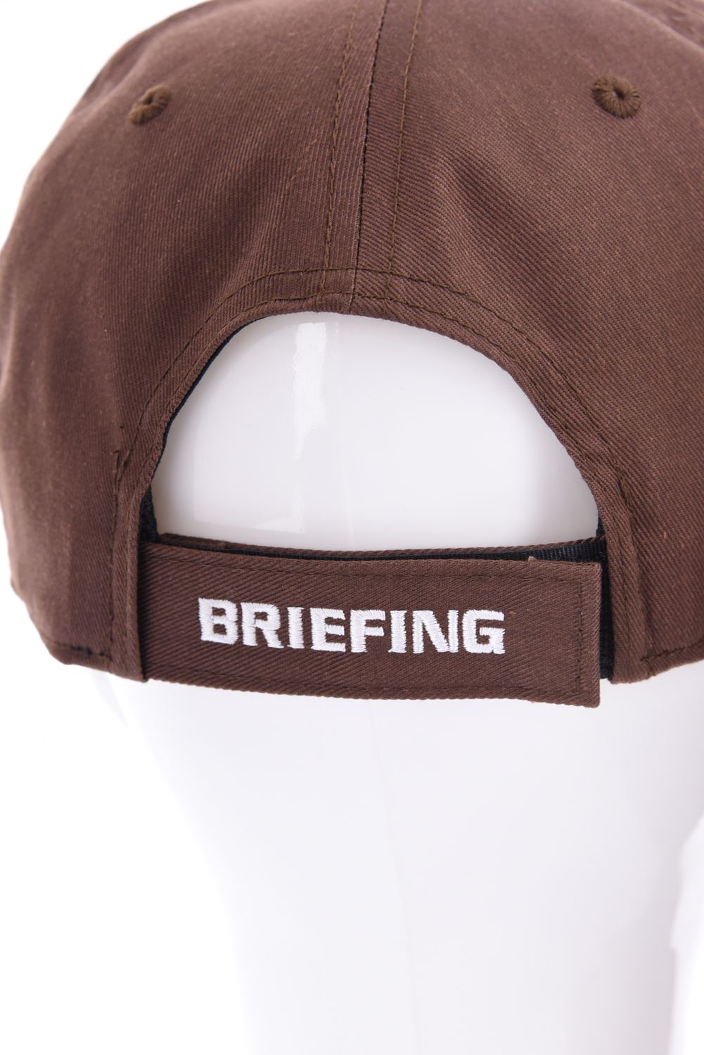 【26AW】 MEN’S BOX LOGO FLAT VISOR CAP / ボックスロゴ刺繍 フラットキャップ (ブラウン)