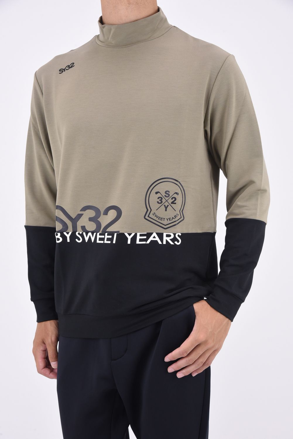 SY32 by SWEET YEARS GOLF - MODAL MOCK NECK SHIRTS / ブランドロゴ
