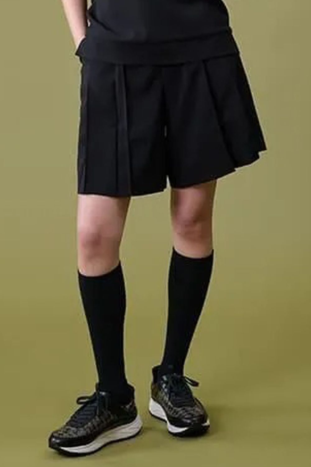 【26AW】【レディース】 WOMENS BERMUDA PANTS / スムースストレッチ生地 膝上丈 バミューダパンツ (ブラック)*