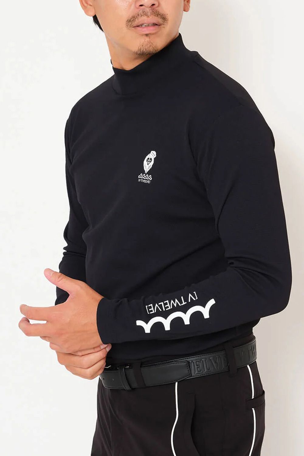 【25AW】 MU12 MOCK / ムータマリン ヴィトゥエルヴ コラボ モックネック Tシャツ (ブラック)