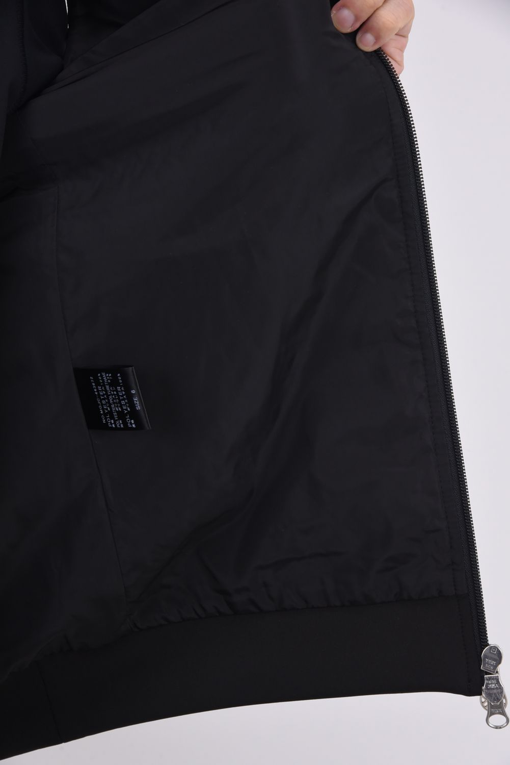 【25AW】 GEOMETRIC WAVE QUILTING BEST / ジオメトリックウェーブ ハイブリッドキルティングベスト (ブラック)