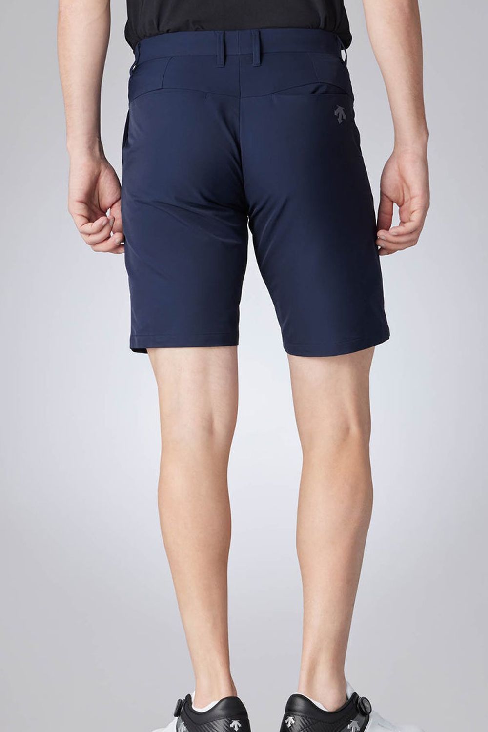 【入手困難】デサントゴルフ Coolist D Tec ショートパンツ W79 入手困難】デサントゴルフ Coolist D Tec ショートパンツ W79